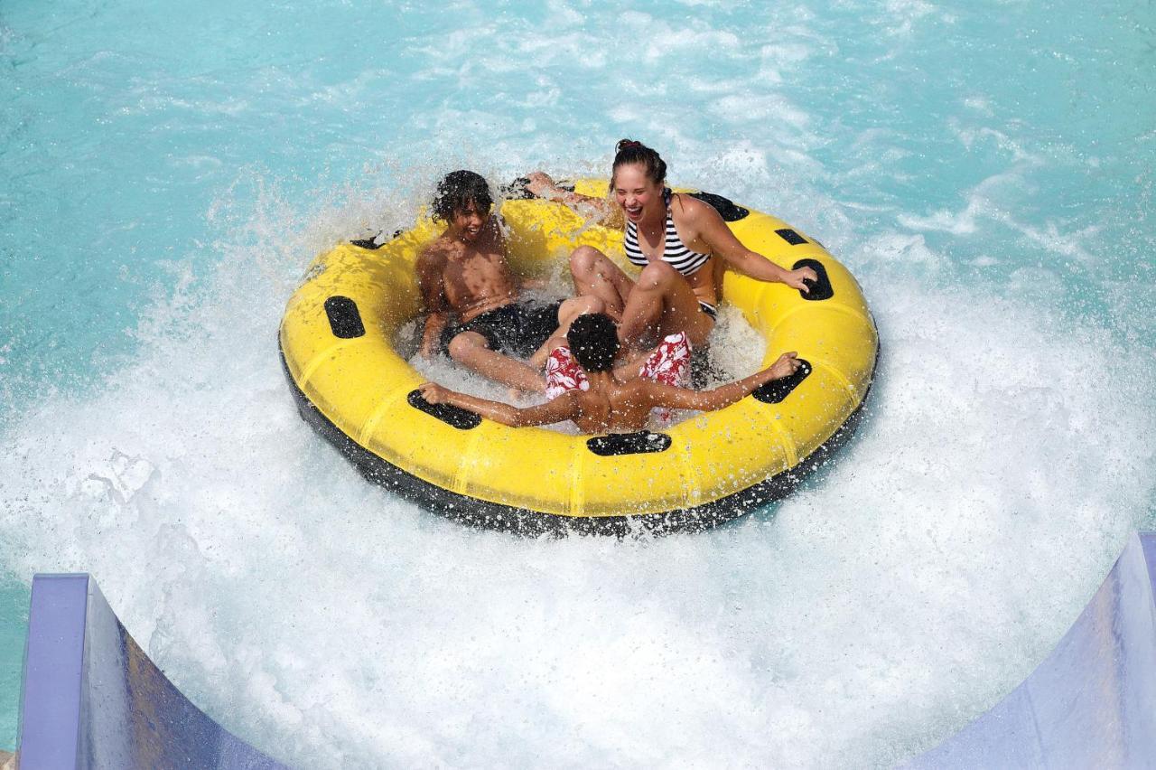 Six Flags Great Escape & Indoor Waterpark 3*